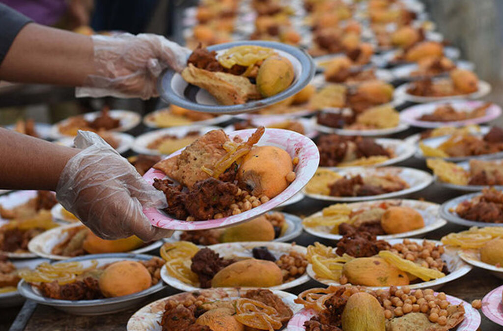 RAMADAN DRIVE (DASTARKHUWANS) IN PAKISTAN